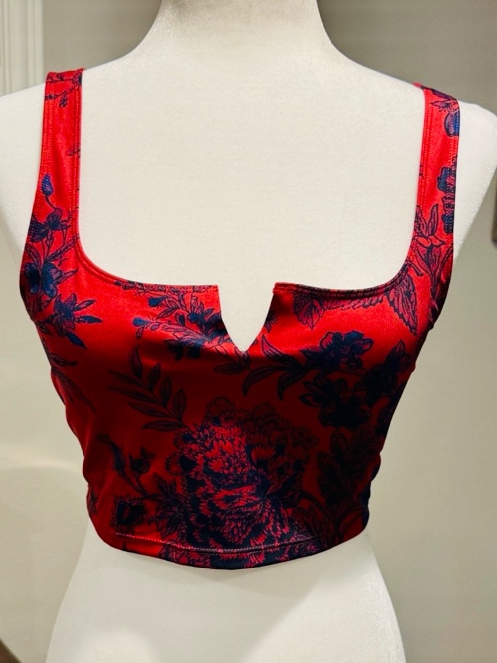 FP Movement by Free People Red Floral V-Neck Tank Top